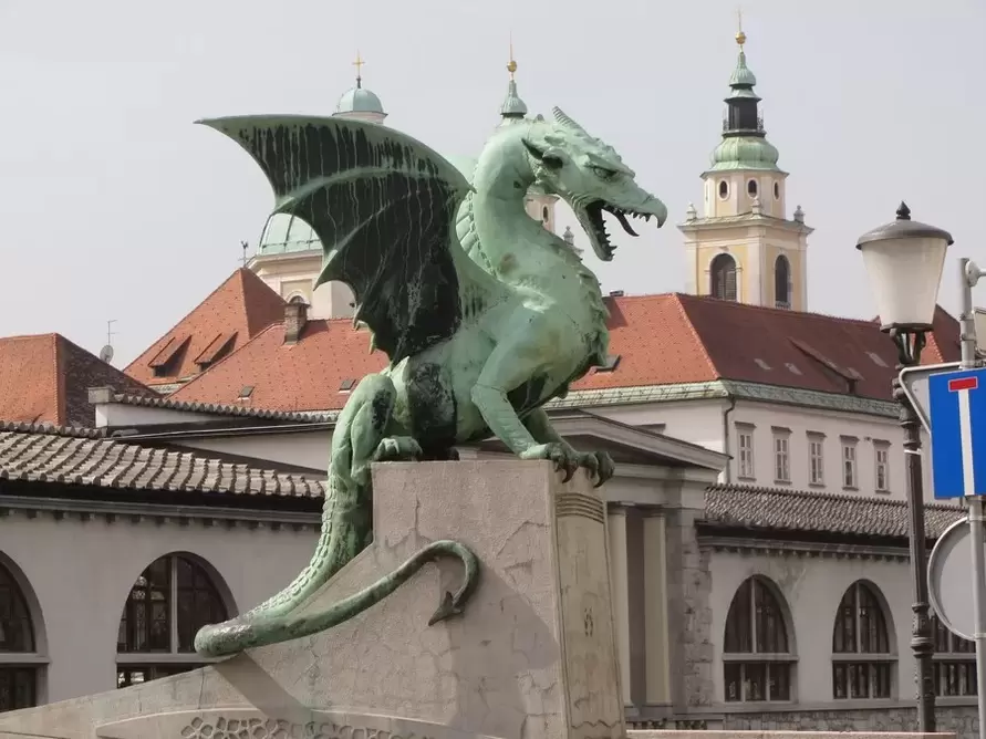 amuleto de boa sorte - dragão